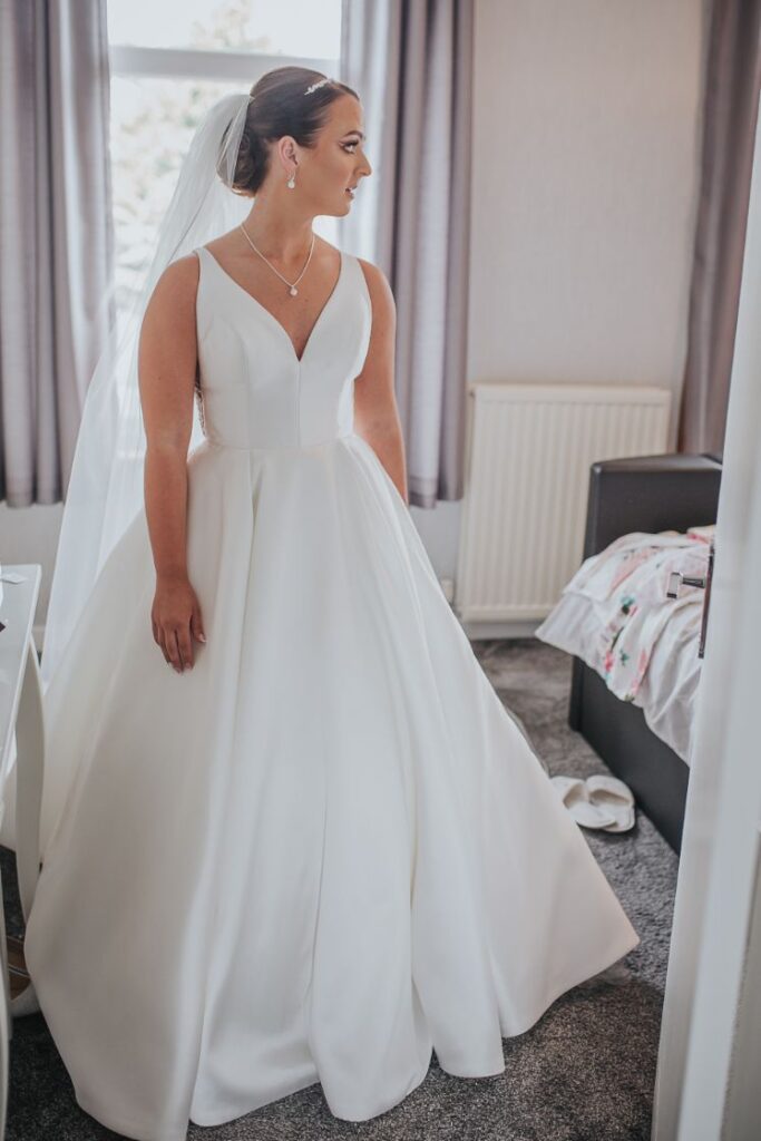 Village Hotel Edinburgh Wedding, Village Hotel Edinburgh Wedding – Stacy and Leigham