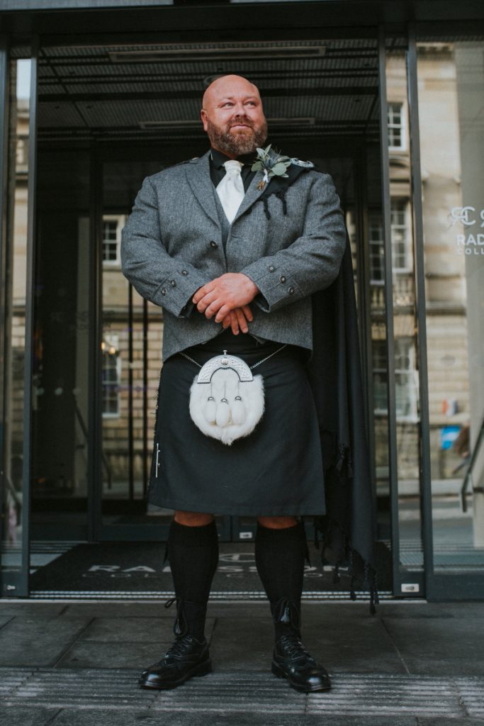 City Chambers and Howies Waterloo, City Chambers and Howies Waterloo – Ruth and Alec’s Wedding Photography