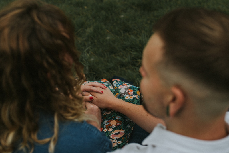 Pre-wedding session Arthur's Seat, Pre-wedding session Arthur’s Seat – Christie and Connor