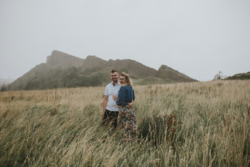 Pre-wedding session Arthur's Seat, Pre-wedding session Arthur’s Seat – Christie and Connor