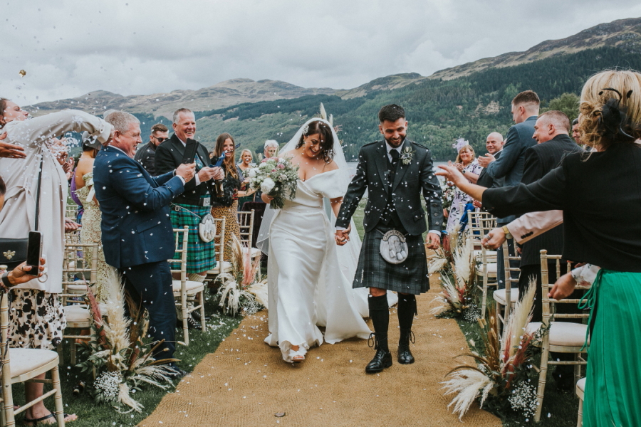 , Carrick Castle Spectacular Scottish Wedding Venue – Rachel & Roddy